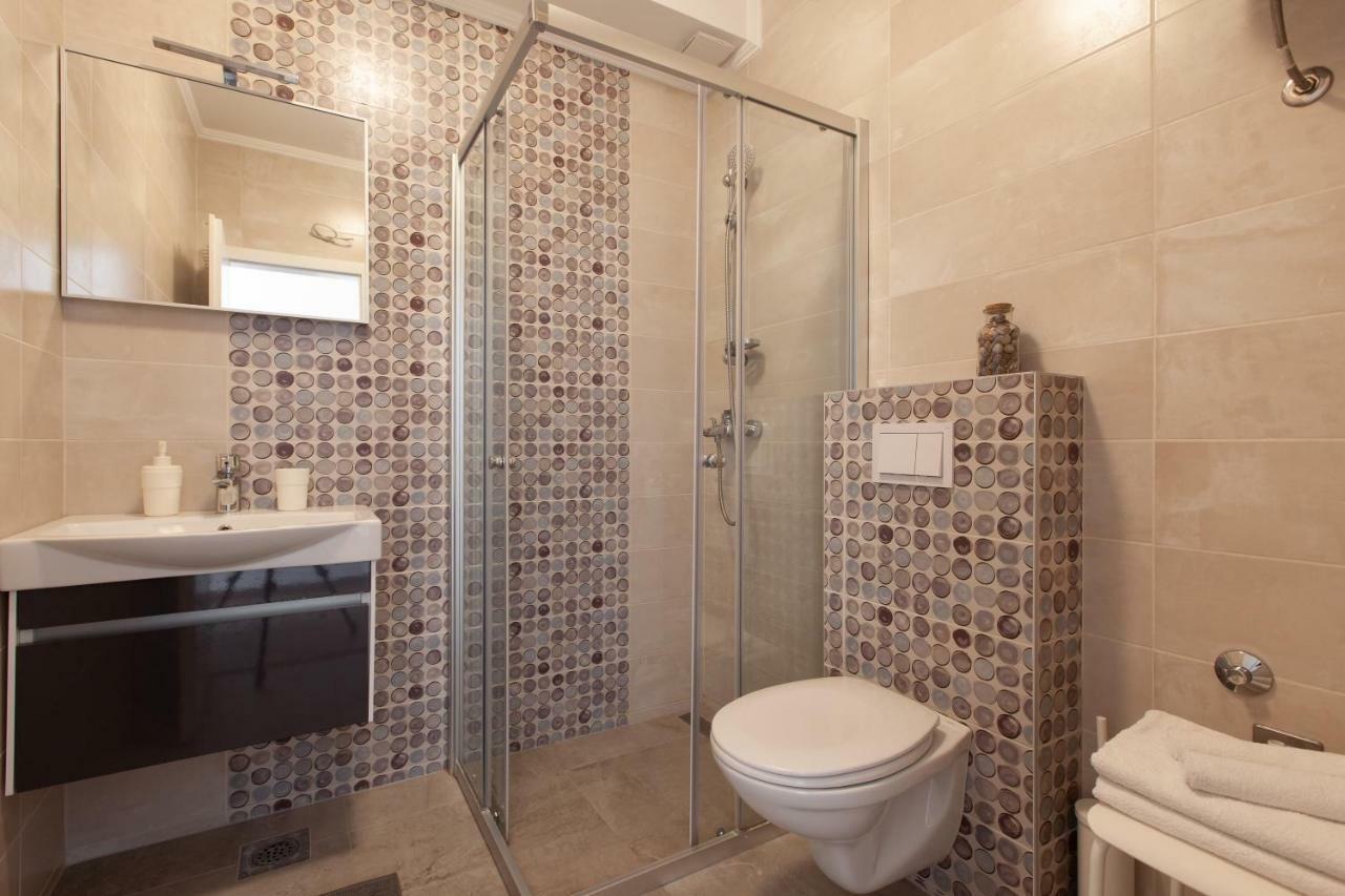 Apartments Coast 27 Подгора Екстериор снимка